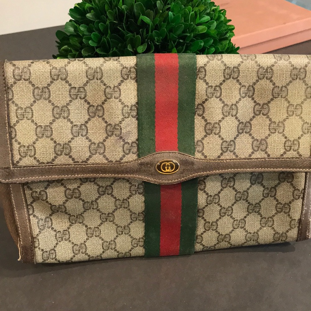 Gucci vintage clutch